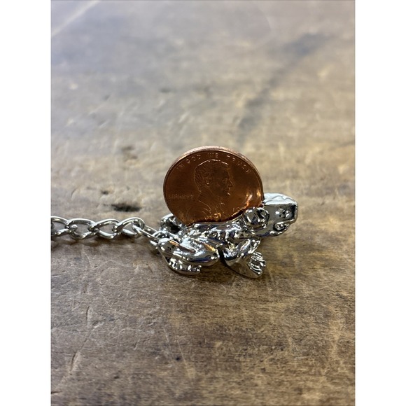 Lucky Frog Sitting Lottery Scratcher Silver Toned Keychain  Lincoln Penny - Picture 4 of 8